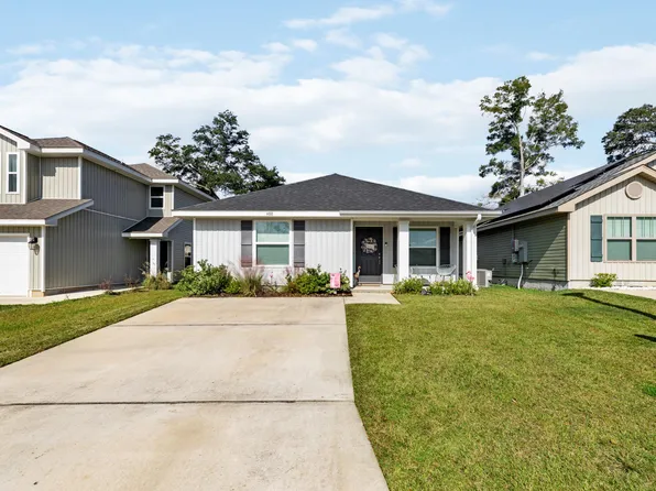 400 Hilburn Ln, Pensacola, FL 32504