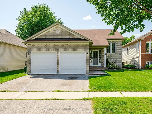 2nd image of 37 Baxter Pl