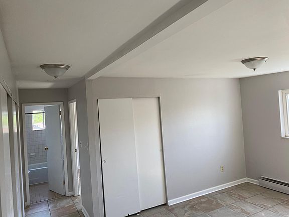 3rd image of 2545 Montana Ave #9