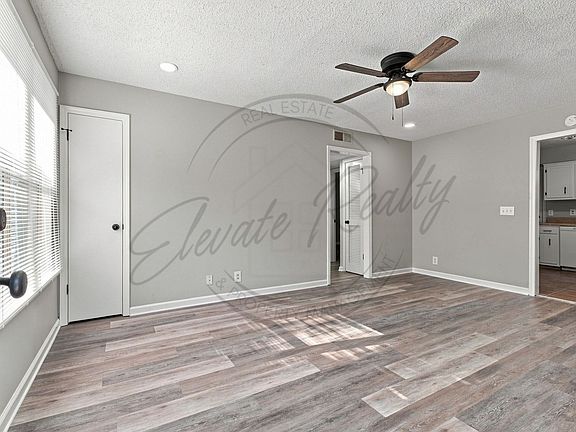 2nd image of 584 Tulip Grove Rd #A