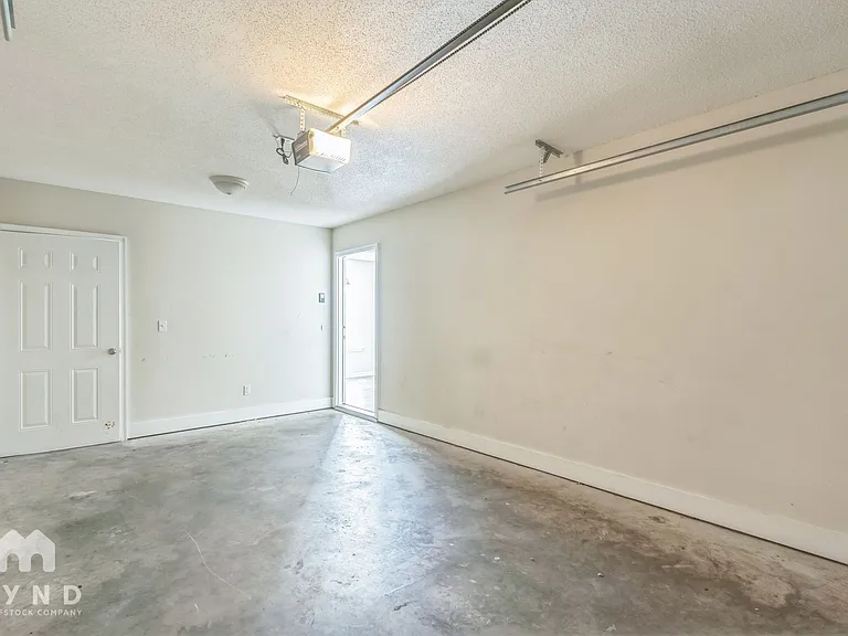 2263 Reece Blvd — Photo 45