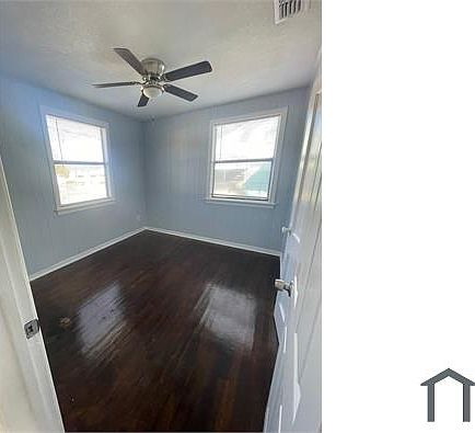 1st image of 251 W 40th St