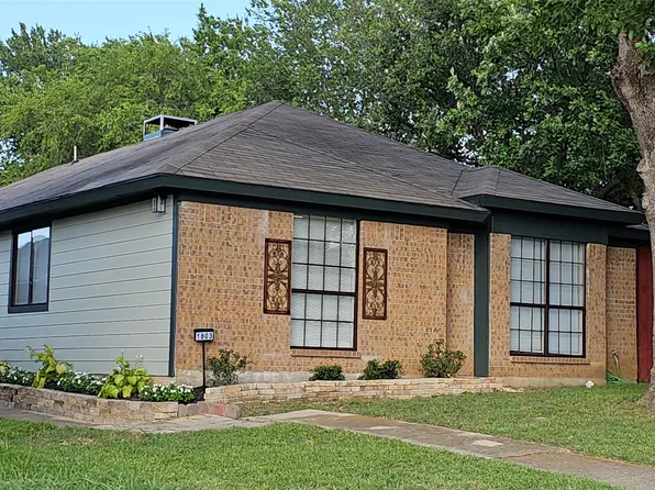1803 Sherwood Pl, Carrollton, TX 75006