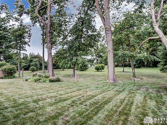 3rd image of 6307 Rosecrest Dr
