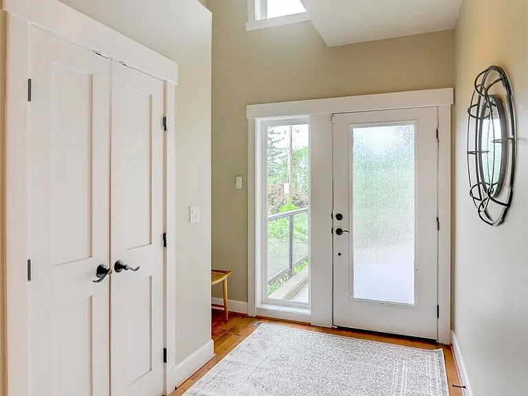 4307 166th Ln SE — Photo 2