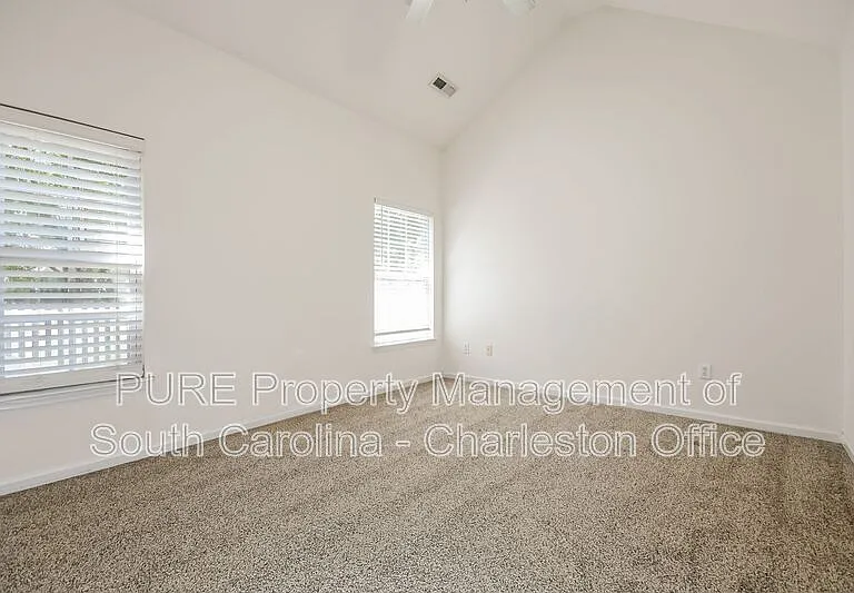 169 Dorothy Dr — Photo 10
