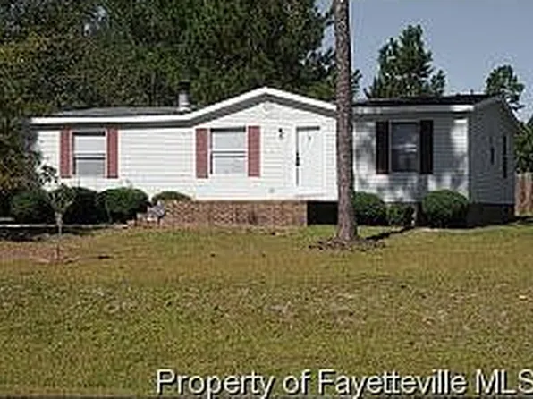 75 Kellam Dr, Lillington, NC 27546