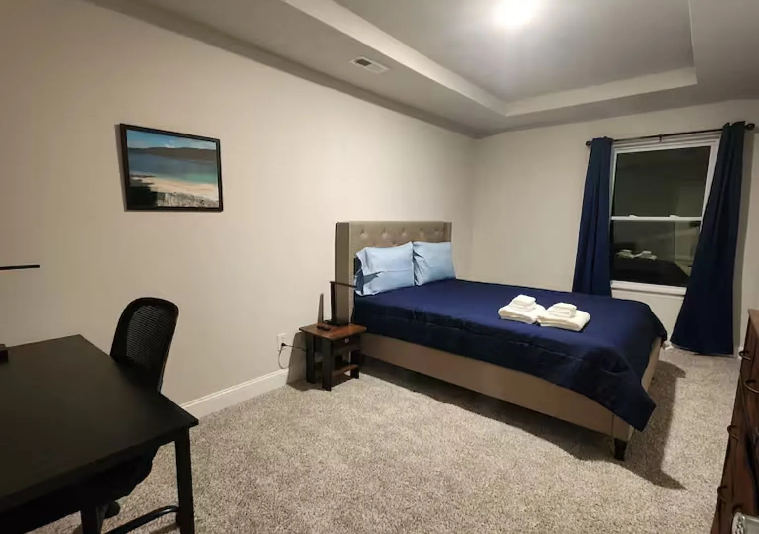 6 bed, 3217 sqft, $630 — Photo 3