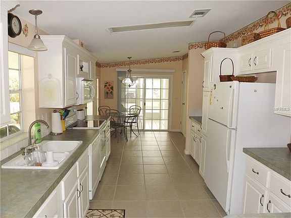 5th image of 9186 Pinehaven Way