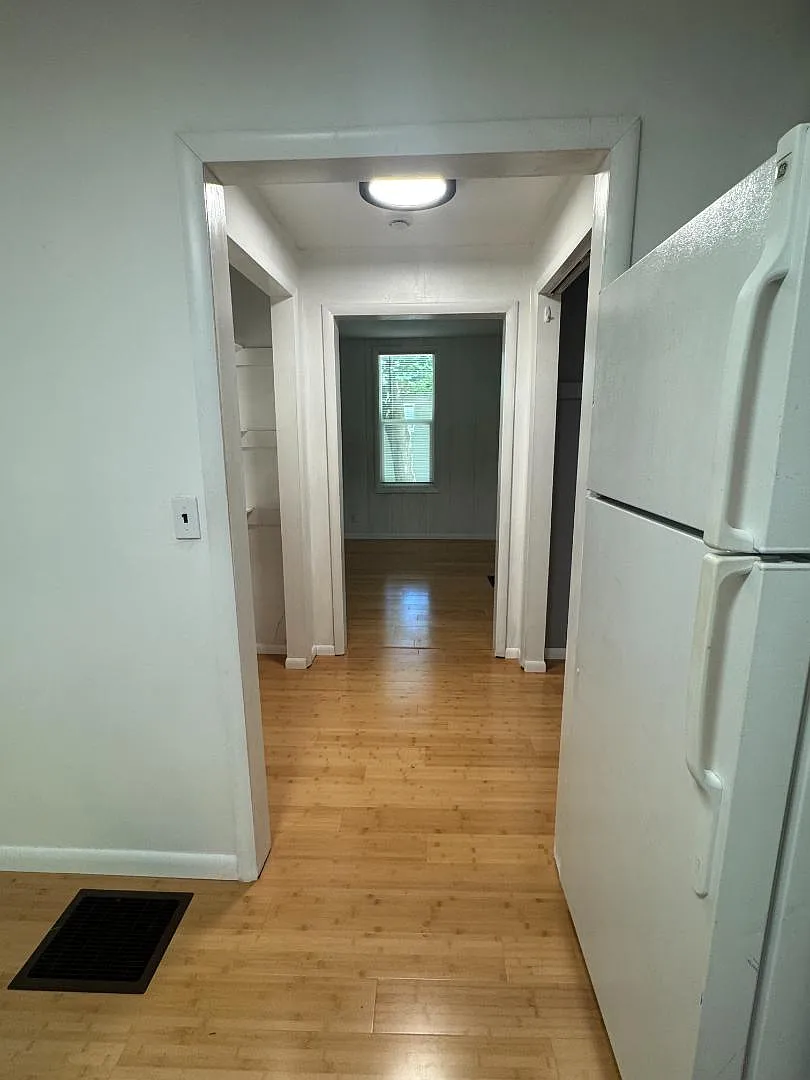 460 W Napier Ave - Unit 3 — Photo 4