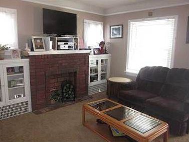 2nd image of 215 Avenue C