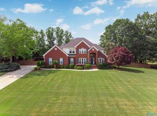 203 Morning Glory Dr, Scottsboro, AL 35769