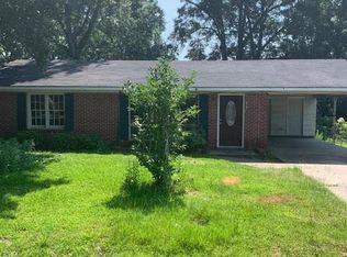 215 Dutton Ave, Laurel, MS 39440