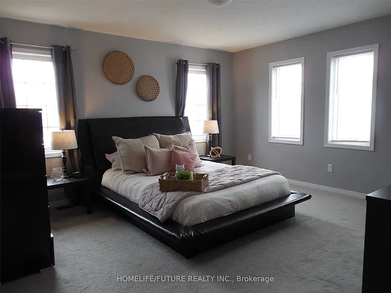 68 Richard Davies Cres — Photo 12