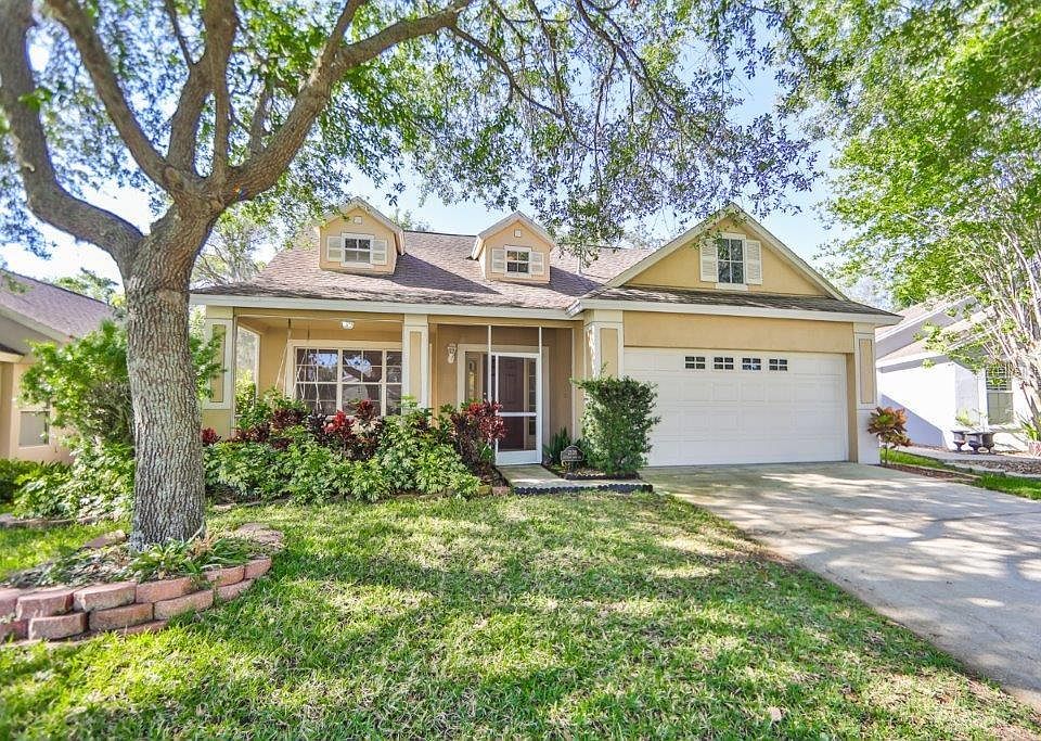 1st image of 2138 Brandon Park Cir