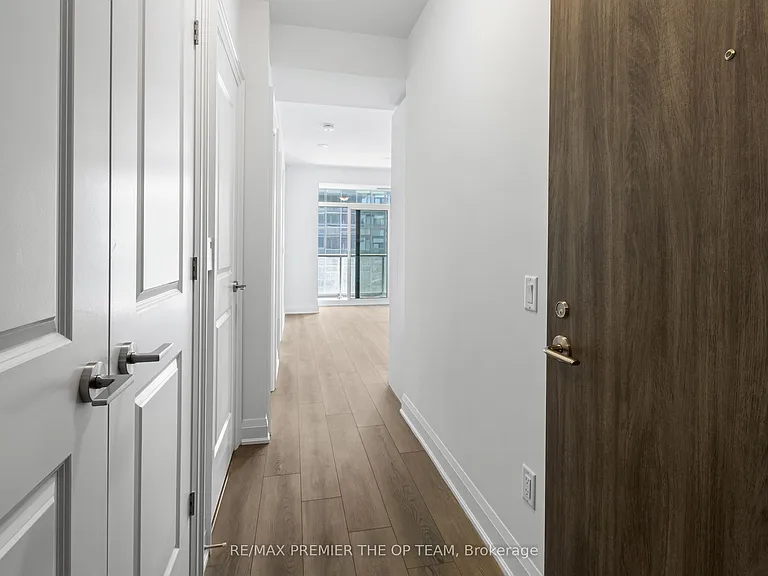 10 Gatineau Dr #817 — Photo 9