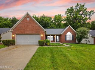 9017 Black Powder Ln, Louisville, KY 40228