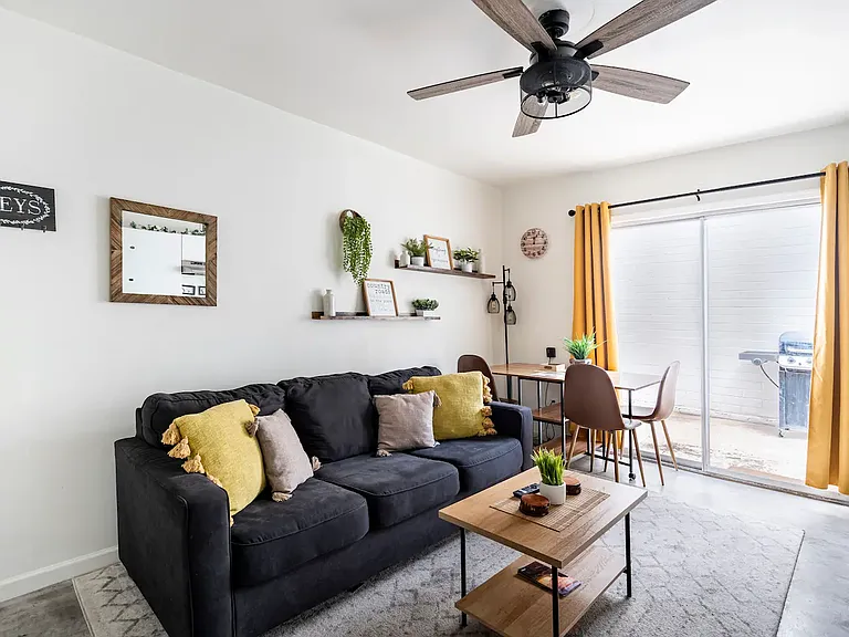 250 N Santa Rita Ave #1 — Photo 9