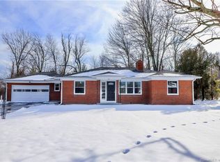 82 Eastlawn Dr, Torrington, CT 06790