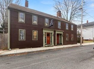 29 Merrill St, Newburyport, MA 01950