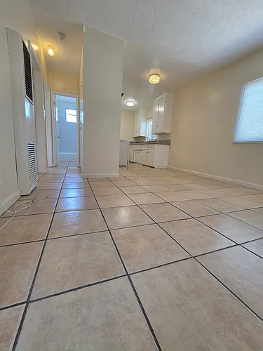 437 Walnut Ave #5 Photo 1