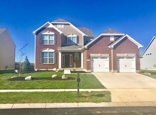 4122 Spicebush Dr, Tipp City, OH 45371