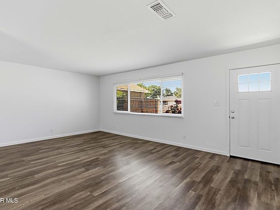 5th image of 1232 Whitcomb Ave
