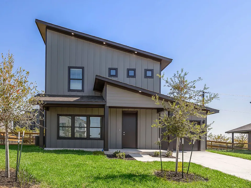 3004 Alpha Wolf Ct