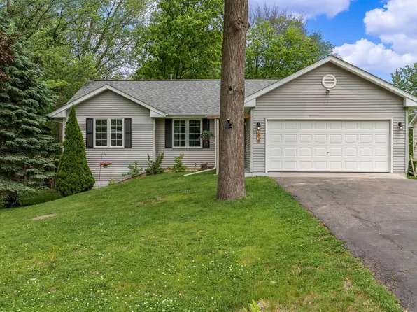 694 Lake Summerset Rd, Davis, IL 61019