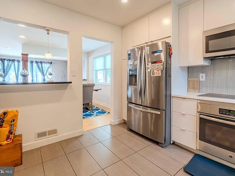 942 N McKinley Rd — Photo 15