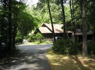 10875 Valley View Rd, Northfield, OH 44067