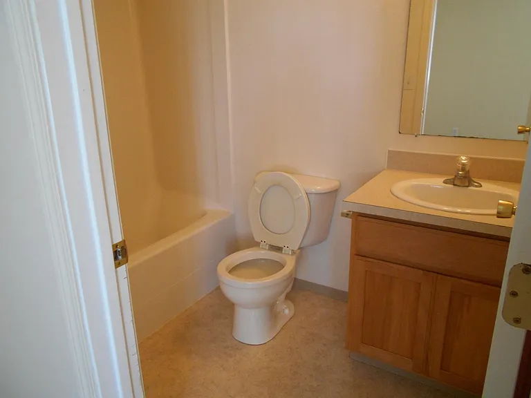 2950 E Palouse River Dr — Photo 15