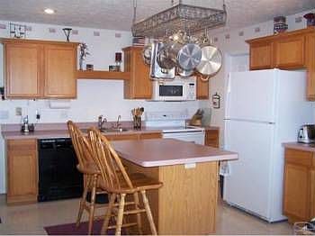 4th image of 133 Elizabeths Way