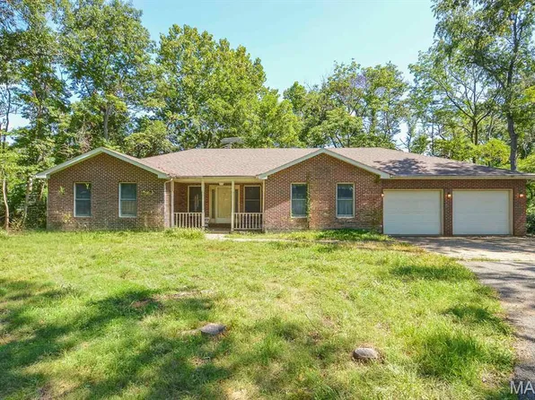 52 Dinkins Ct, Freeburg, IL 62243