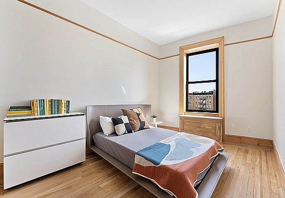 5th image of 813 Saint Nicholas Ave #4F