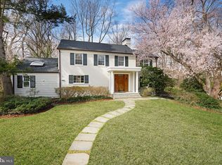 4610 Tournay Rd, Bethesda, MD 20816
