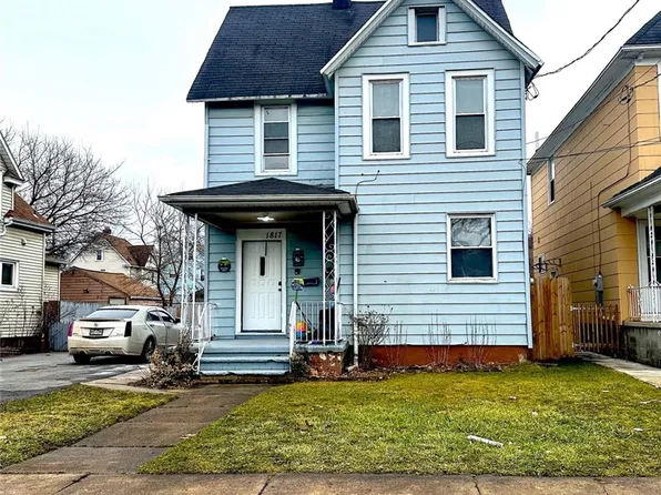 1817 Ontario Ave, Niagara Falls, NY 14305