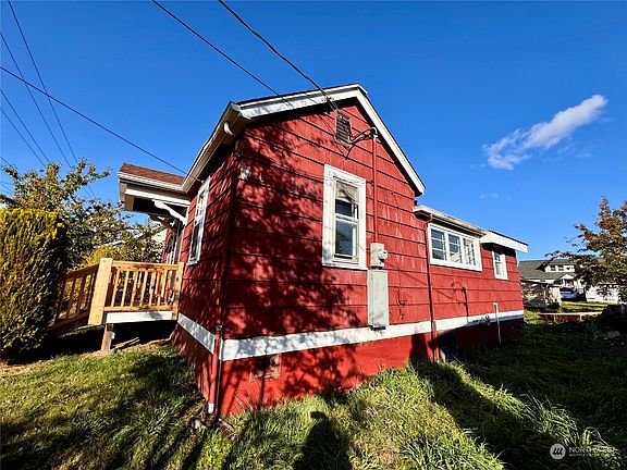 4th image of 1322 Elizabeth Avenue