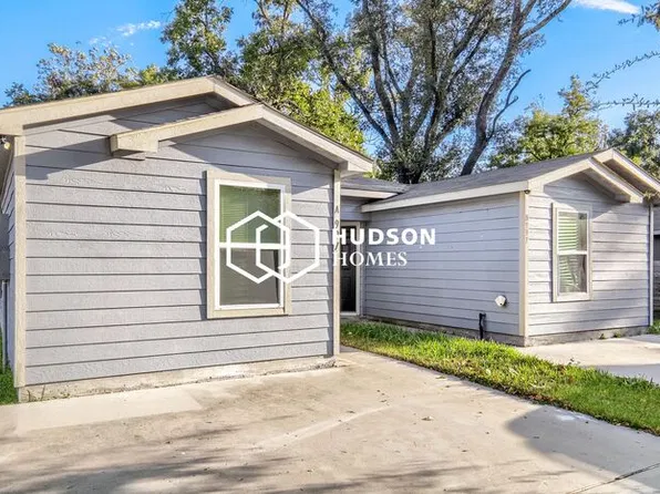 997 Saint Clair St #A, Houston, TX 77088