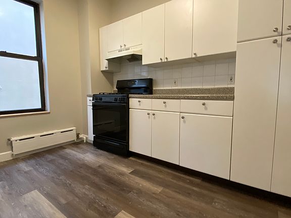 5th image of 20-55 29th St #2A