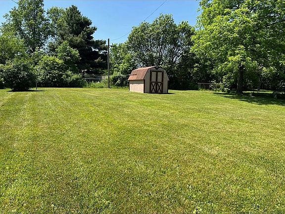 5th image of 1741 Victoria Ct