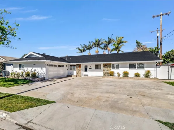 2751 San Carlos Ln, Costa Mesa, CA 92626