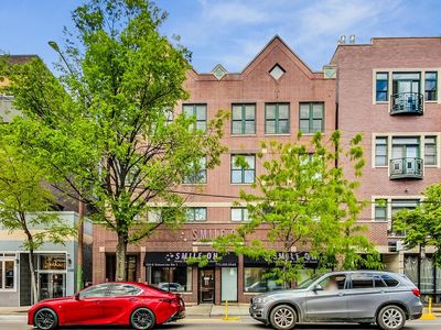 1350 W Belmont Ave APT D, Chicago, IL, 60657