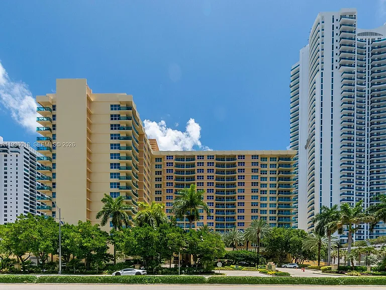 2501 S Ocean Dr #921 — Photo 44