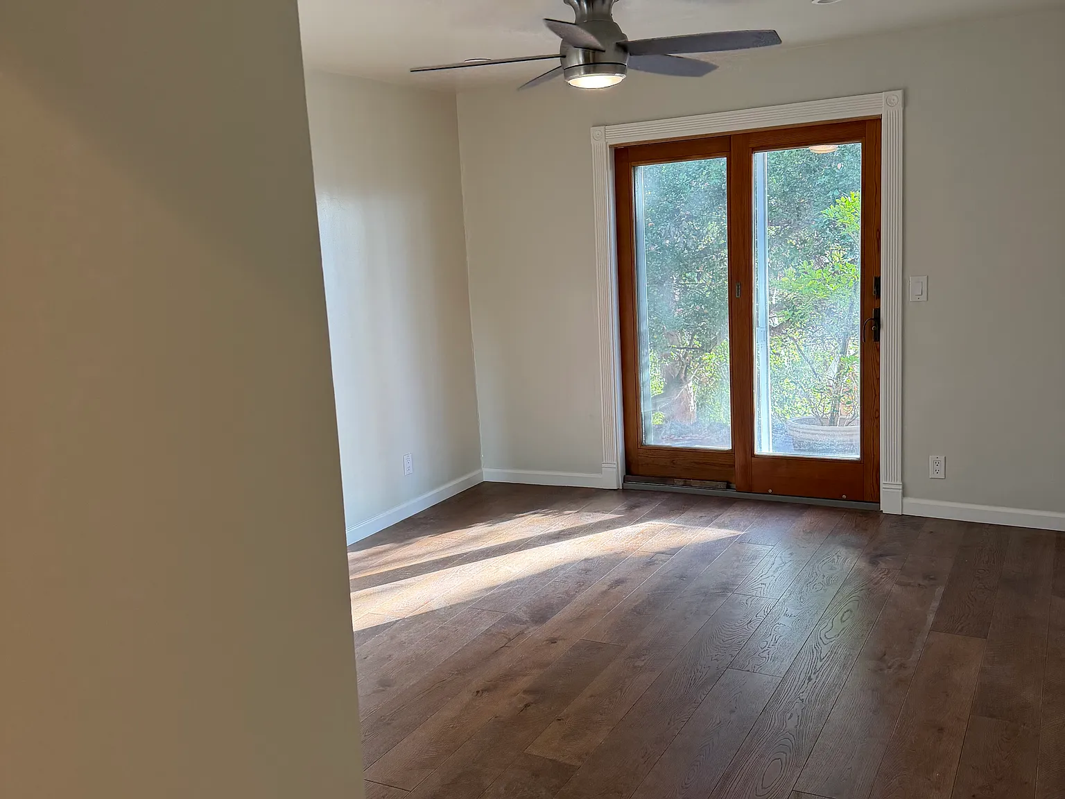 1 bed, 860 sqft, $3,150 — Photo 3