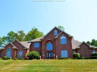 10 Southcove Ln, South Charleston, WV 25309
