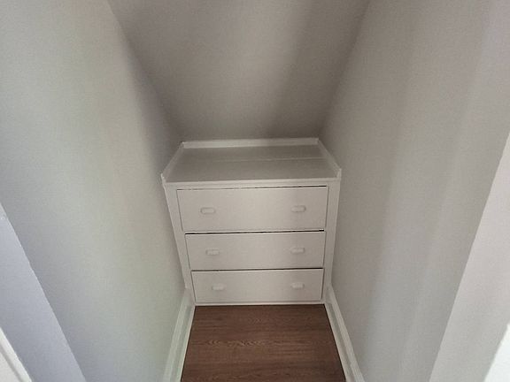 3rd image of 53 Washington Street