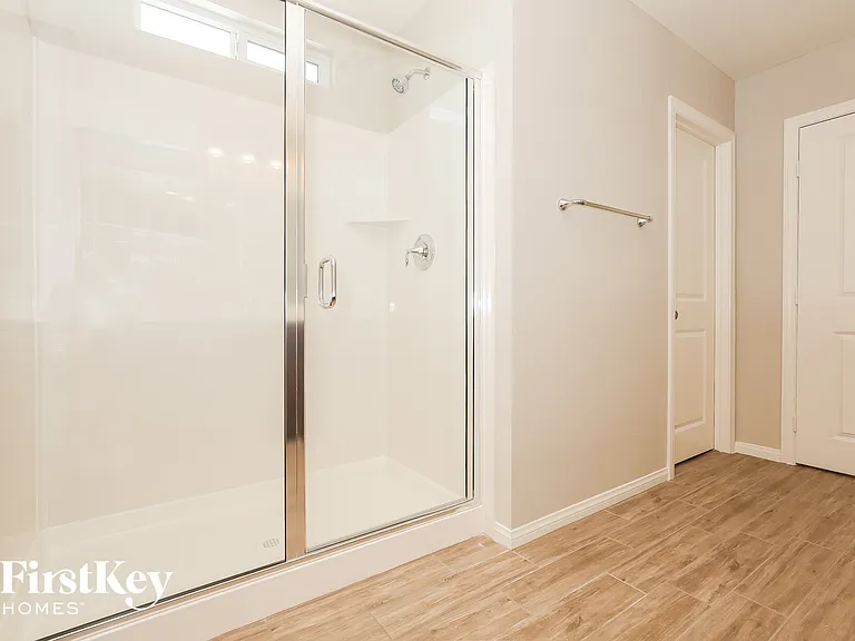 4730 Challenger St — Photo 12