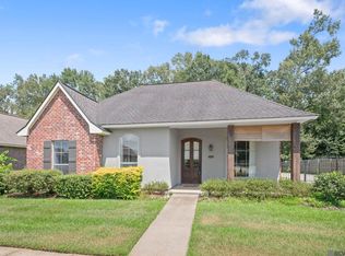 6034 Woodbend Dr, Zachary, LA 70791
