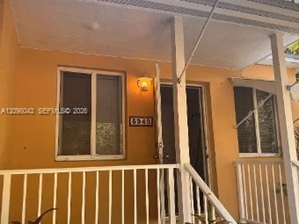 5940 SW 7th St, Miami, FL 33144